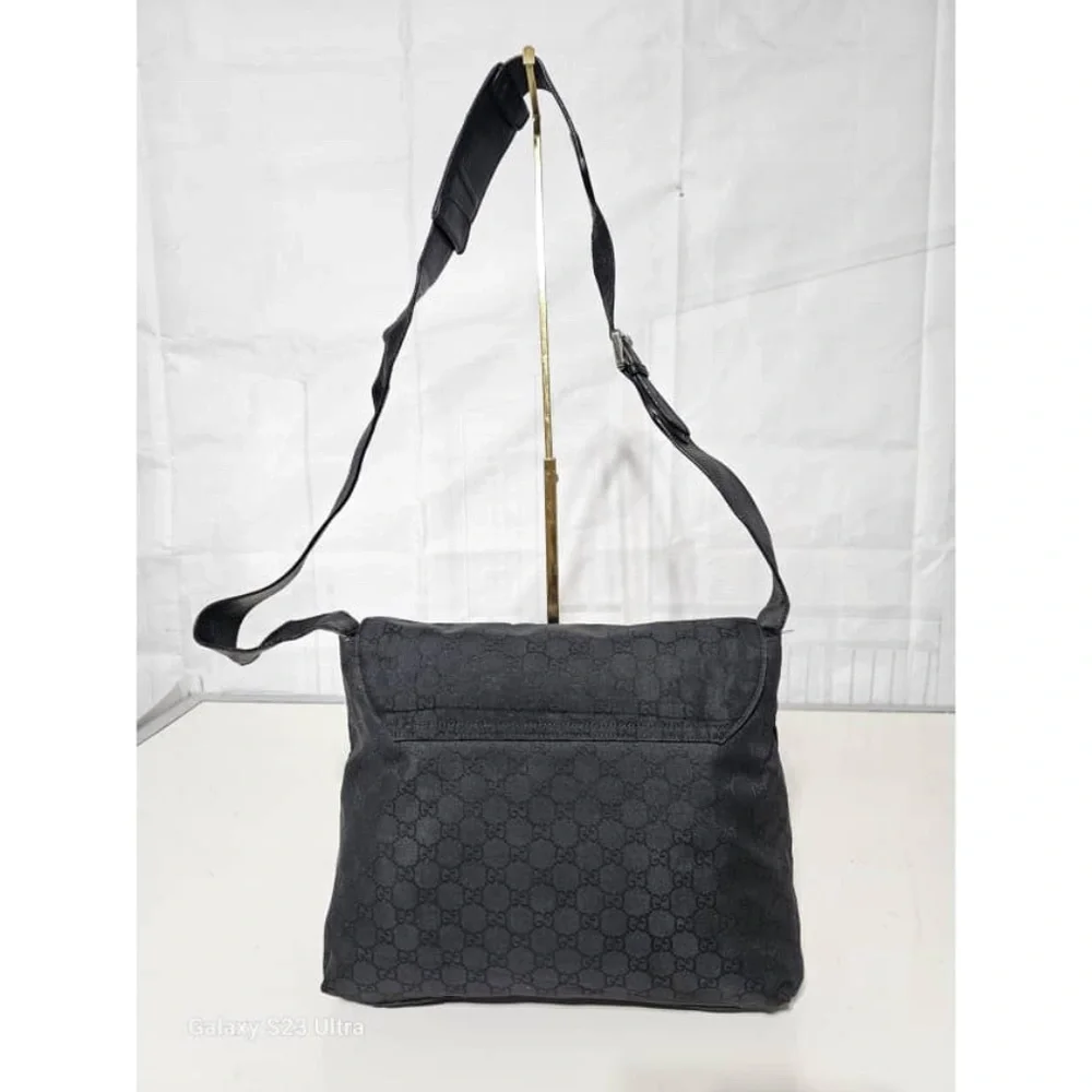 Authentic Gucci GG Nylon Messenger Bag Black - Picture 4 of 12
